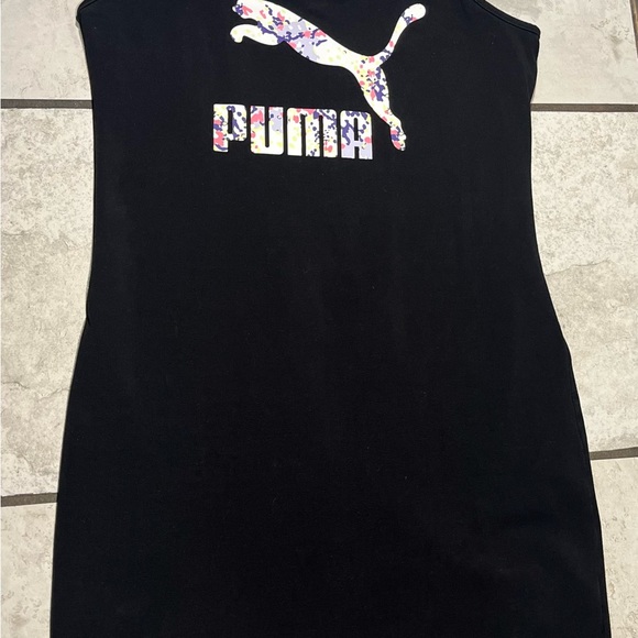 Women’s Summer/Sports Dresses - Picture 4 of 5